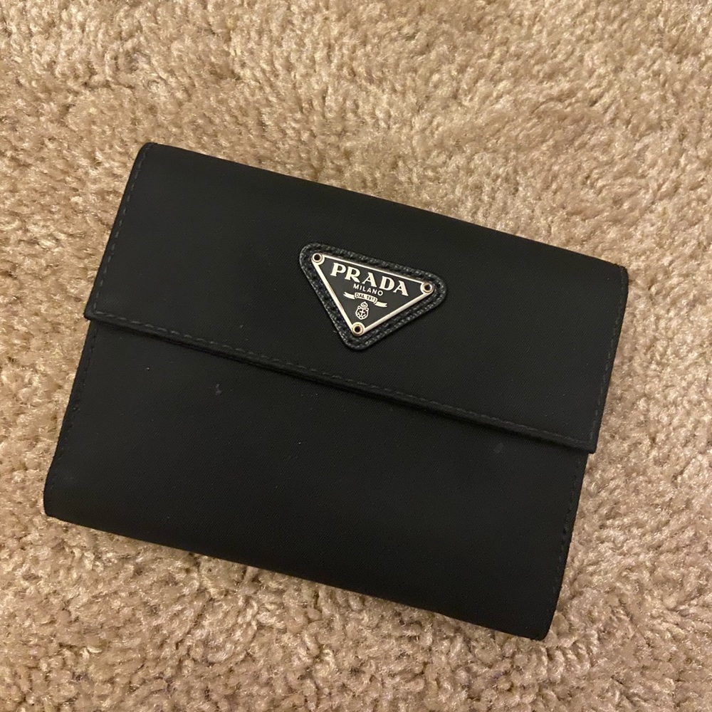 Black Prada Wallet - Great Condition